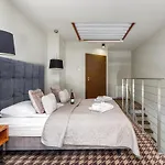 Mezzanine In 5 Star With Swimming Pool By Renters Kolobřeh