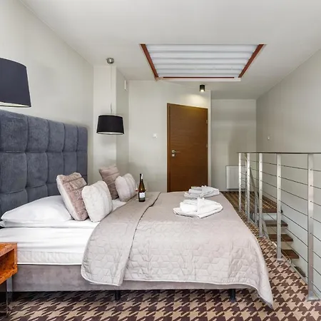 Mezzanine In 5 Star With Swimming Pool By Renters Kolobrzeg