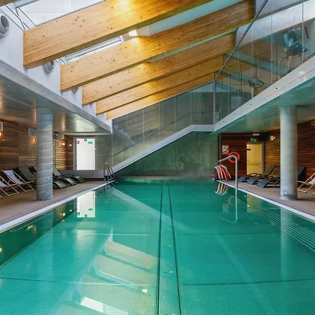 Mezzanine In 5 Star With Swimming Pool By Renters Apartmanhotel 3*