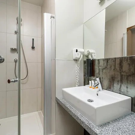 Mezzanine In 5 Star With Swimming Pool By Renters Kolobrzeg