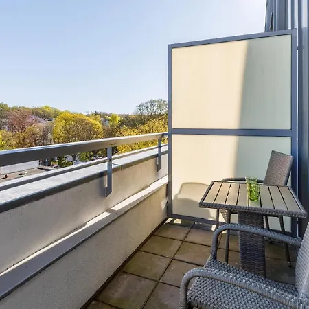 Mezzanine In 5 Star With Swimming Pool By Renters Apartmanhotel